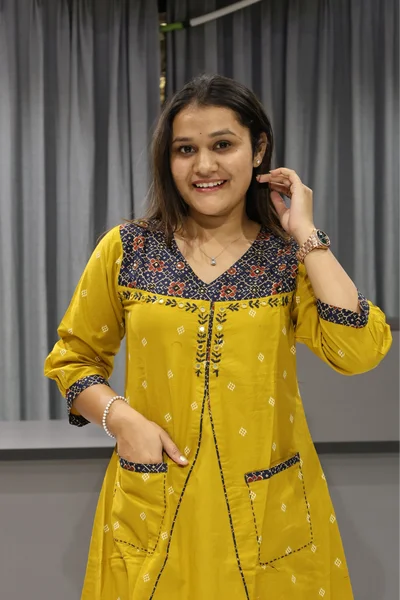 Azrakh Neck Kacchi Work Plazzo Pair